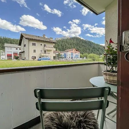 Apartment Chesa Paludin 1
